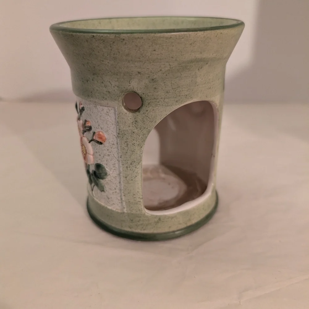 Yankee Candle Garden Flower Botanical Ceramic Tart Wax Melt Warmer